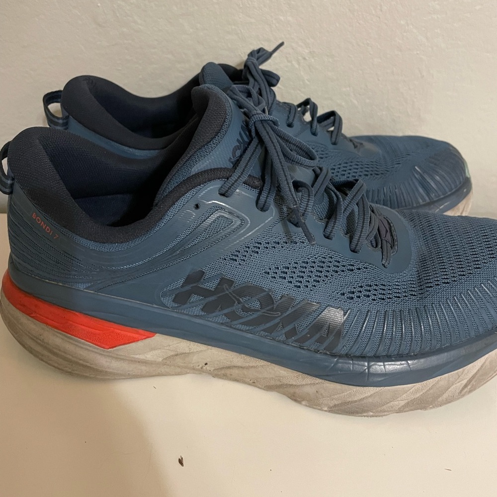 Hoka Bondi 7